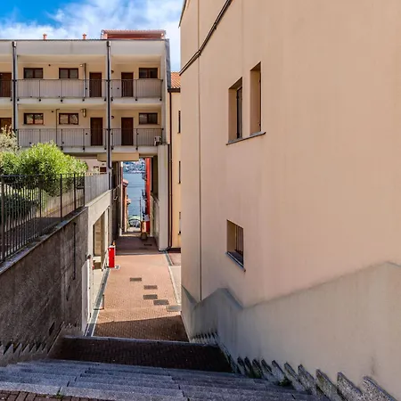 Piazza San Giuseppe-1 By Interhome * Acquaseria