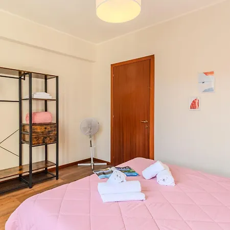 Piazza San Giuseppe-1 By Interhome * Acquaseria