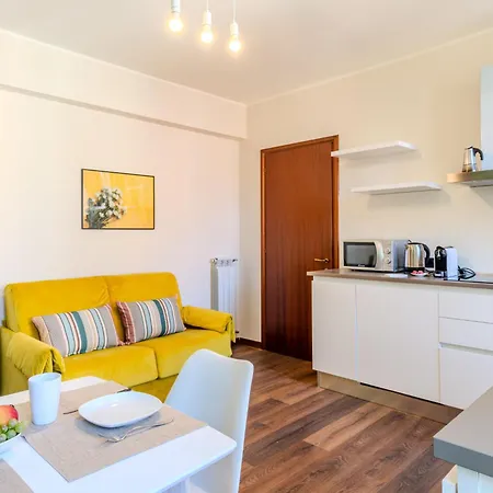 Piazza San Giuseppe-1 By Interhome Appartement
